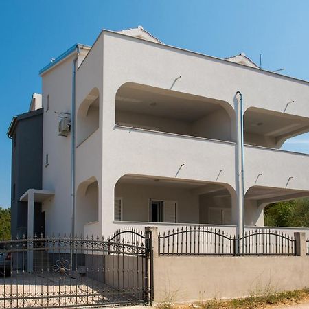 Apartment Vodice - Lovric 외부 사진