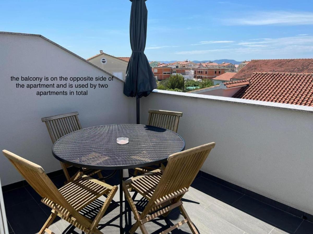 Apartment Vodice - Lovric 외부 사진